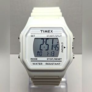 Mens Timex Digital Indiglo 36mm Watch 631 V9 White Rare Alarm New Battery